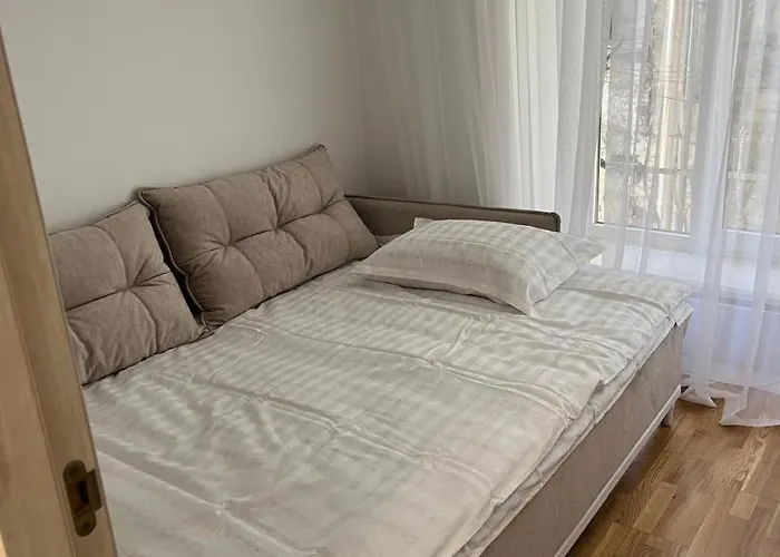 Beautiful In The Heart Of Apartment